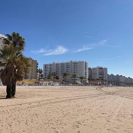 Апартаменты Atico Valdelagrana Playa - Aire Acondicionado Y Piscina Эль-Пуэрто-де-Санта-Мария Экстерьер фото