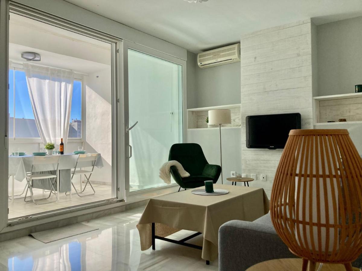 Апартаменты Atico Valdelagrana Playa - Aire Acondicionado Y Piscina Эль-Пуэрто-де-Санта-Мария Экстерьер фото