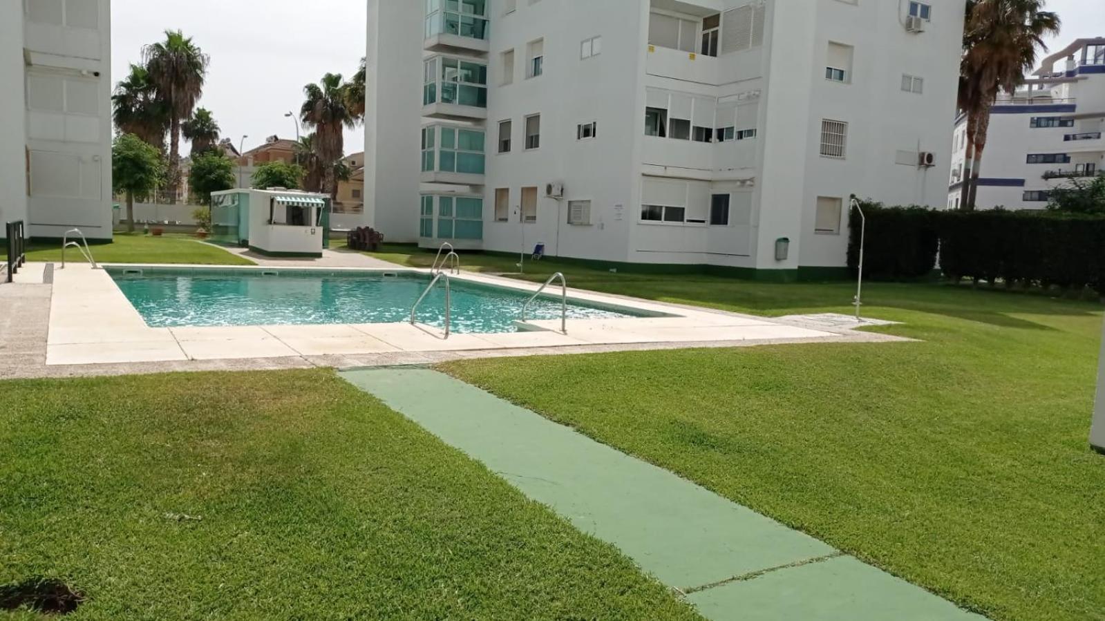 Апартаменты Atico Valdelagrana Playa - Aire Acondicionado Y Piscina Эль-Пуэрто-де-Санта-Мария Экстерьер фото